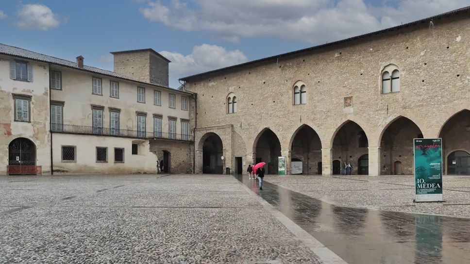 Bergamo_Rifacimento_piazza_Cittadella_07